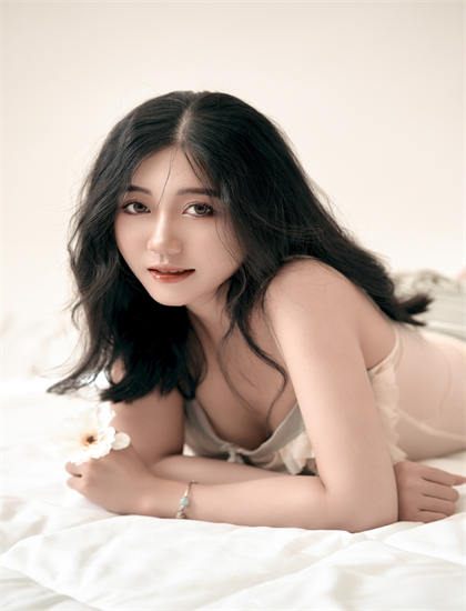 我顶开妈妈的生命之门免费_体育老师要了我一节语文课_漂亮老师和坏小子